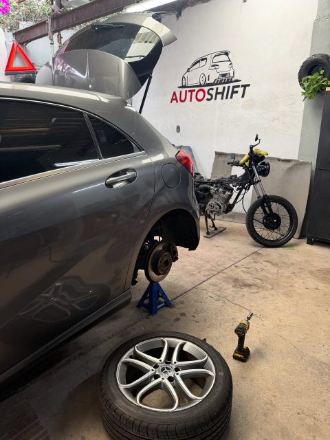 Corrección Filtración de agua Mercedes Clase A 🚫